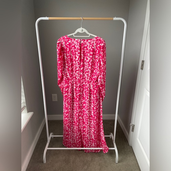 Calvin Klein Floral Print Long Sleeve Dress - Size 16 | Elegant & Feminine - Picture 3 of 4